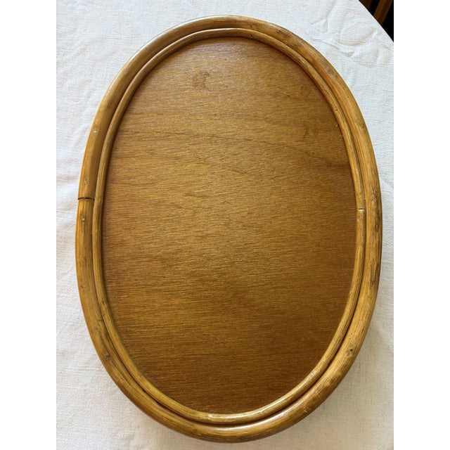 Mid-Century Modern Rattan Serving Tray, Czechoslovakia, 1960s, in Very Good conditions. Designed 1960 to 1969