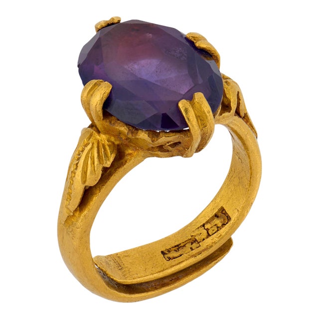 1930s Art Deco 5.00 Carat Oval Cut Amethyst 22k Yellow Gold Cocktail Ring, Size 6 For Sale