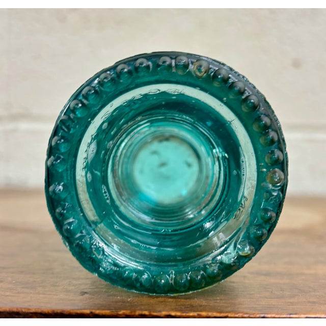 Early 20th Century Vintage Hemingray No 9 Aqua Glass Insulator For Sale - Image 5 of 6