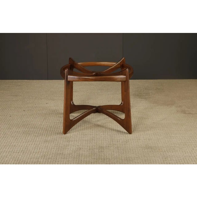 Adrian Pearsall for Craft Associates 'Compass' Dining Table in Walnut, 1960s For Sale In Los Angeles - Image 6 of 18