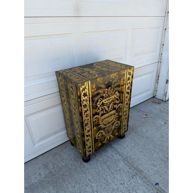 Late 20th Century Neoclassical Style Black and Gilt Decorated Urn Motif Storage Chest For Sale - Image 9 of 12