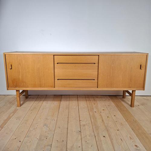 Arild Sideboard by Nils Jonsson for Troeds, Sweden, 1960 For Sale - Image 9 of 9