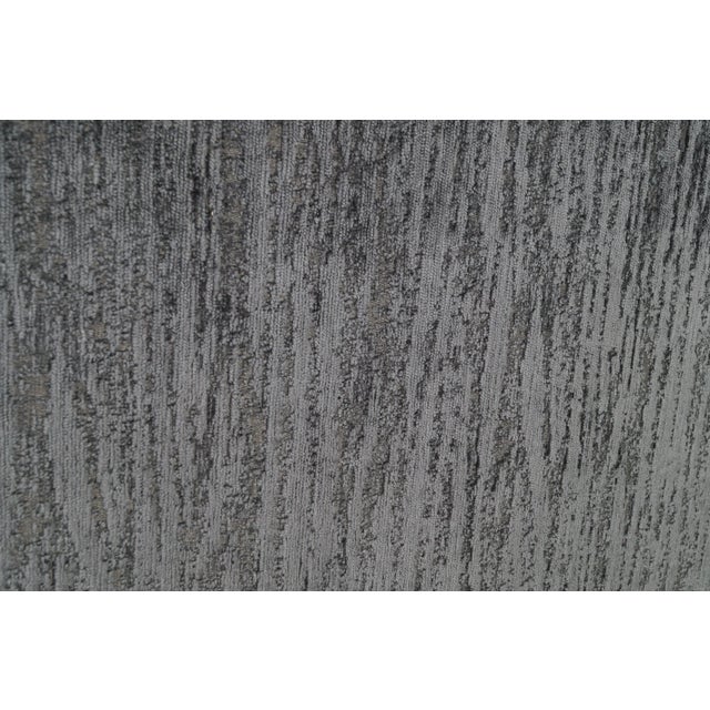 Mid-Century Modern Serpentine Sofa in the Style of Vladimir Kagan For Sale - Image 13 of 13