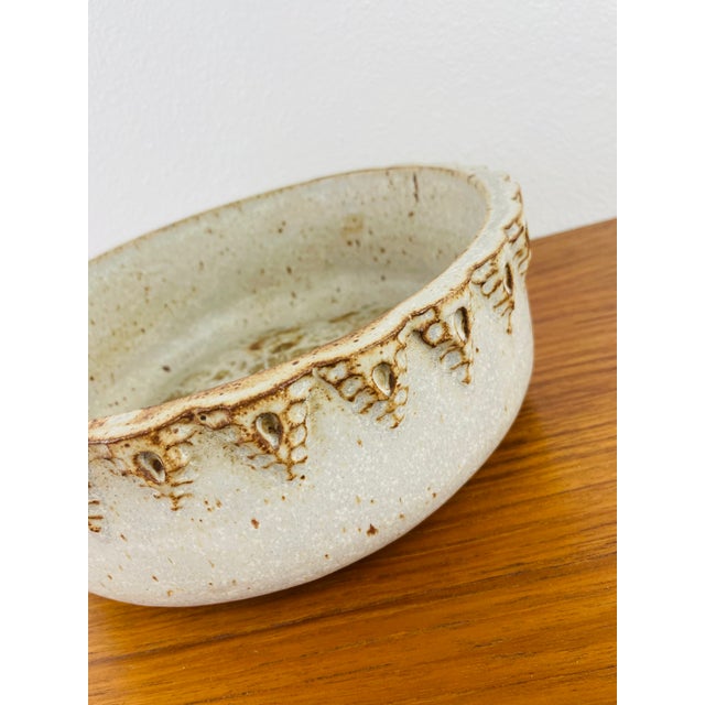 1970s Vintage 1970s Handmade White Stoneware Low Wide Studio Pottery Bowl or Planter For Sale - Image 5 of 9