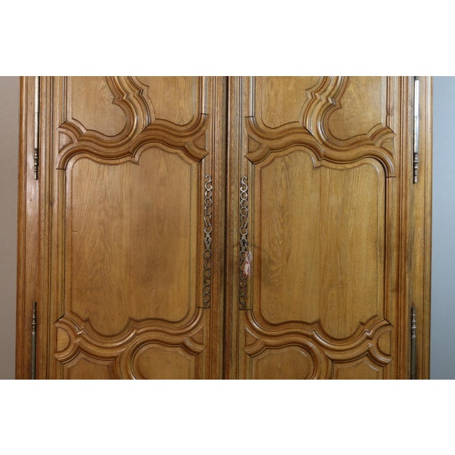 18th Century Wardrobe in Oak For Sale - Image 8 of 14
