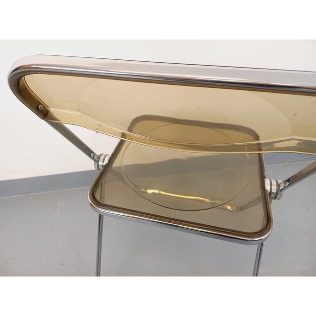 Vintage Plia Folding Chair in Chrome and Smoked Acrylic Glass by Giancarlo Piretti for Castelli, 1970s For Sale - Image 6 of 15