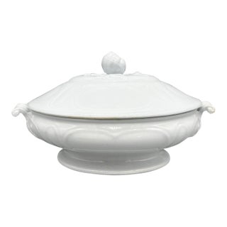19th Century English J. Edwards White Ironstone Covered Tureen St. Louis Shape – Victorian / English Country For Sale