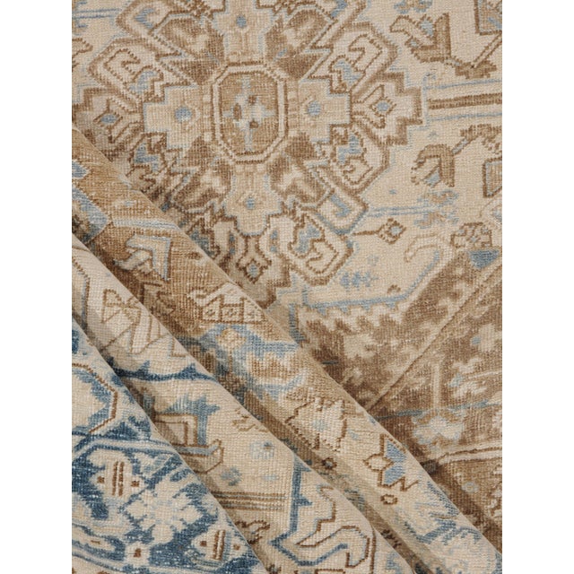 Modern Vintage Circa 1940 Lightly Distressed Heriz Rug 9'10 X 12'6 For Sale - Image 3 of 10