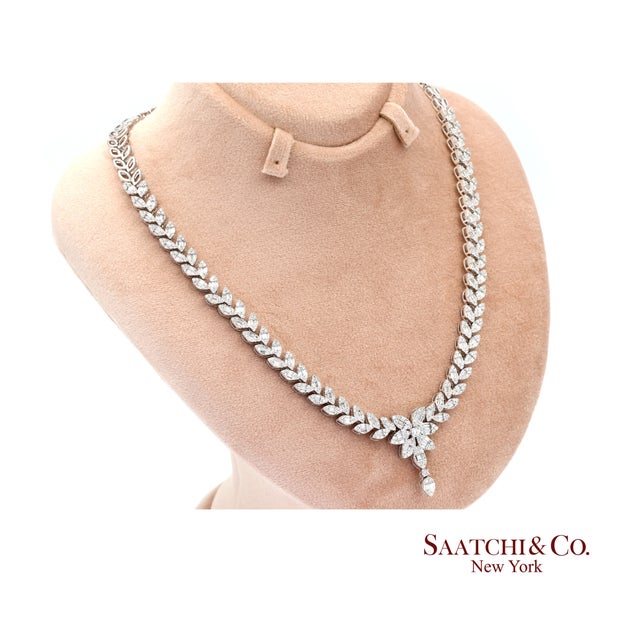 Early 21st Century 18k (750) Natural White Diamond Necklace For Sale - Image 5 of 11