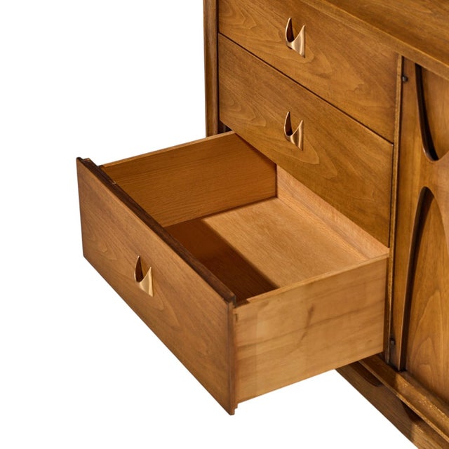 Broyhill Brasilia Mid Century Walnut and Brass 9 Drawer Lowboy Dresser For Sale In Chicago - Image 6 of 9