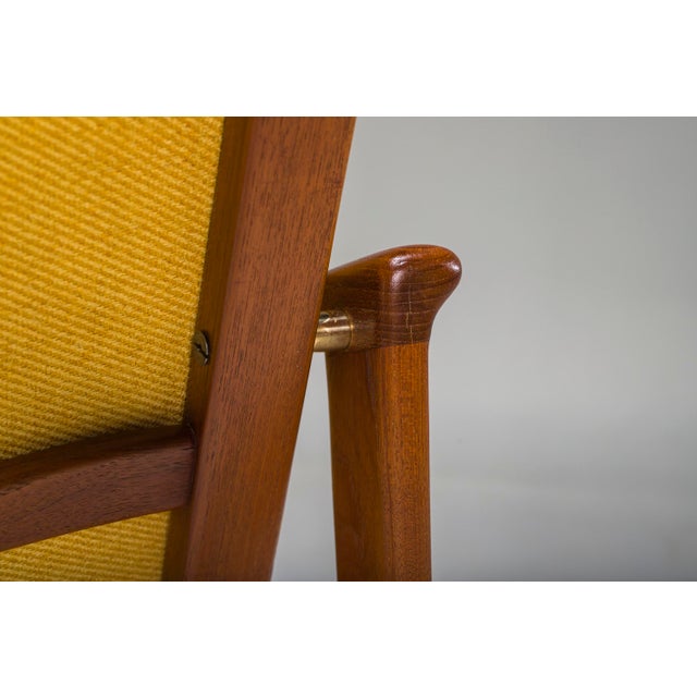 Mid-Century Danish Lounge Chair in Teak attributed to Ib Kofod-Larsen, 1960s For Sale - Image 9 of 18