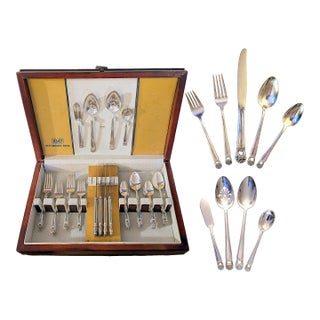 Vintage 1847 Rogers Bros. Silverplate Flatware Set - "Eternally Yours" - 52 Pieces With Original Anti-Tarnish Chest For Sale