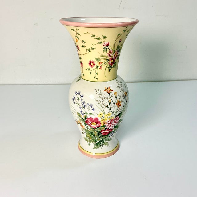 1990s Vintage Boho Chic Chippendale Laura Ashley Home Floral Botanical Transferware Vase. For Sale - Image 6 of 11