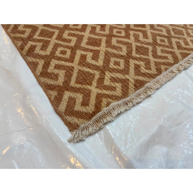 1980s Oushak Rug , 10'2" X 13'8" For Sale - Image 4 of 4