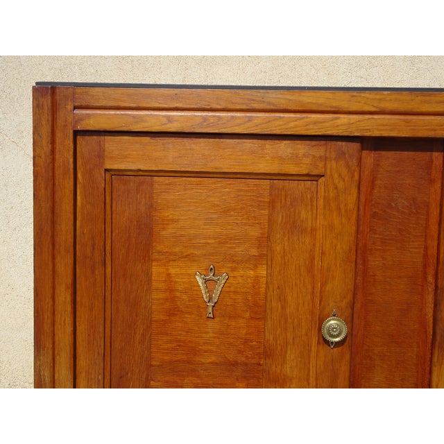 Vintage Oak and Veneer Sideboard with Gilt Handles, 1950s For Sale - Image 6 of 18