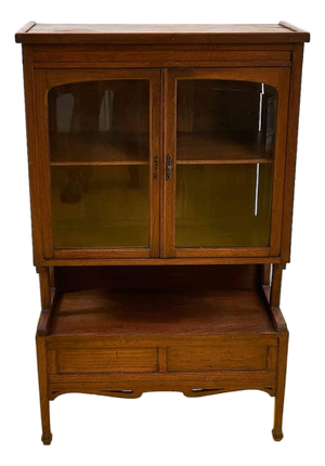 Cabinet in Solid Wood
