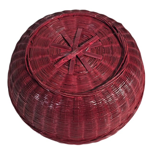 Vintage Chinese Hand Woven Wicker Baskets With Lids and Brass Handles – Set of 2 For Sale - Image 9 of 9