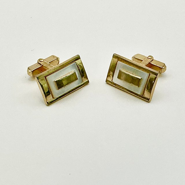 Mid 20th Century 1950s Mid-Century Hollywood Regency Boho Chic Gold Tone Faux Capiz Shell Cufflinks - A Pair. For Sale - Image 5 of 9