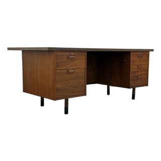 Mid-Century Modern Executive Desk Large Top For Sale