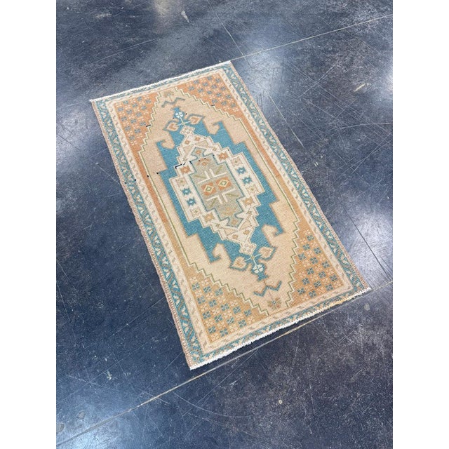 Turkish Mini Rug Oriental Hand Knotted Vintage Rug 1'8" x 2'11" #17088 For Sale In Houston - Image 6 of 8