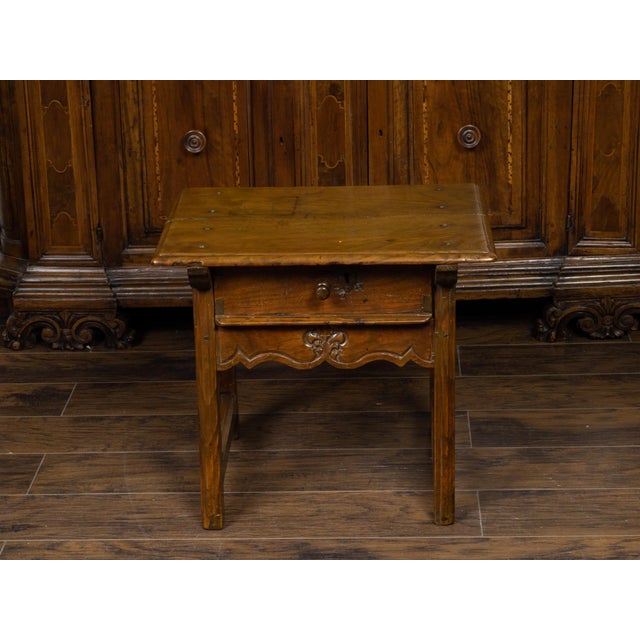 Early 19th Century English Georgian Period Low Oak Side Table with Single Drawer and Carved Apron For Sale - Image 5 of 12