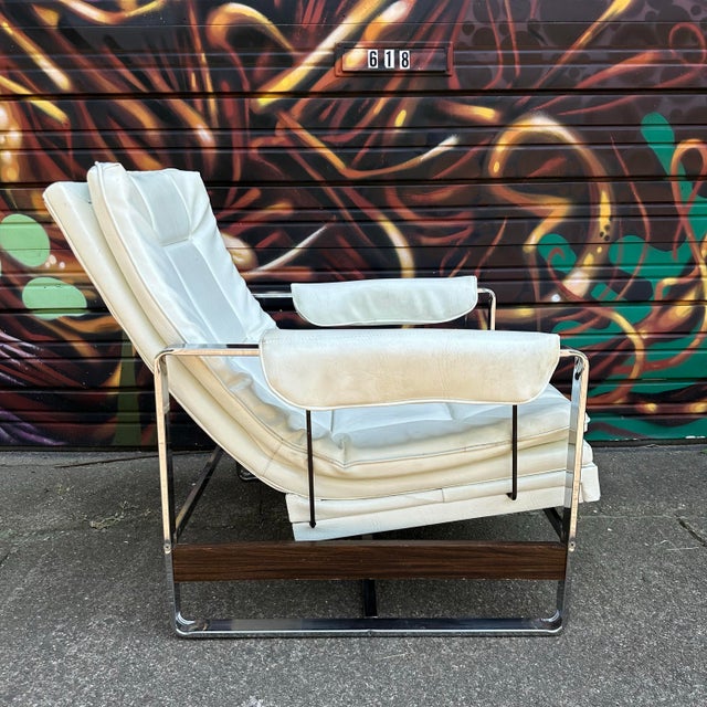 Milo Baughman Milo Baughman Style Glider Chair Mid-Century Modern For Sale - Image 4 of 12