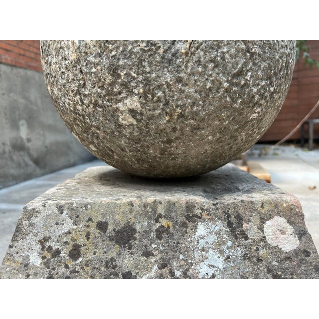 Pair of 18th Century French Carved Limestone Pillar Ball Finials For Sale - Image 17 of 18