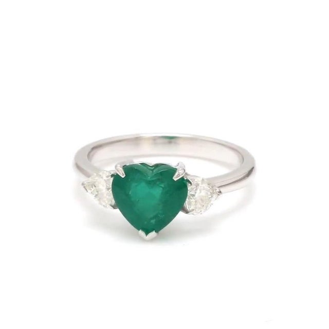 Gemstone Natural 1.83 cts emerald & 0.46 cts diamond ring in 18k gold For Sale - Image 7 of 18