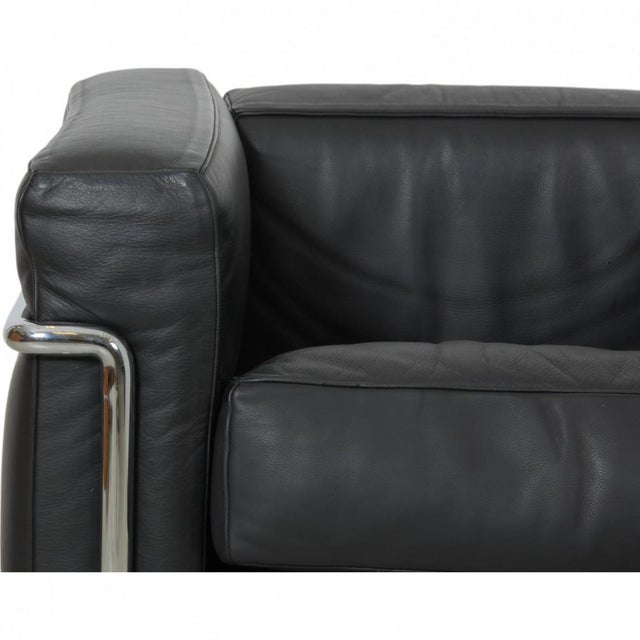 Vintage LC 2/1 Club Chair in Black Leather from Le Corbusier, 2000s For Sale - Image 9 of 18