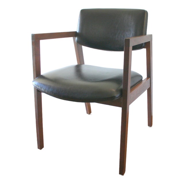 Mid Century Modern Arm Chair by United Chair Company For Sale