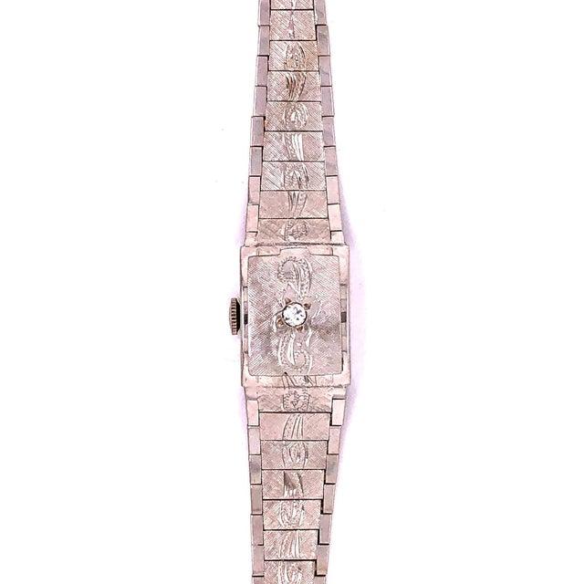 Modern Art Deco Style 14 Karat White Gold Eloga Ladies Wristwatch With 17 Jewels For Sale - Image 3 of 8
