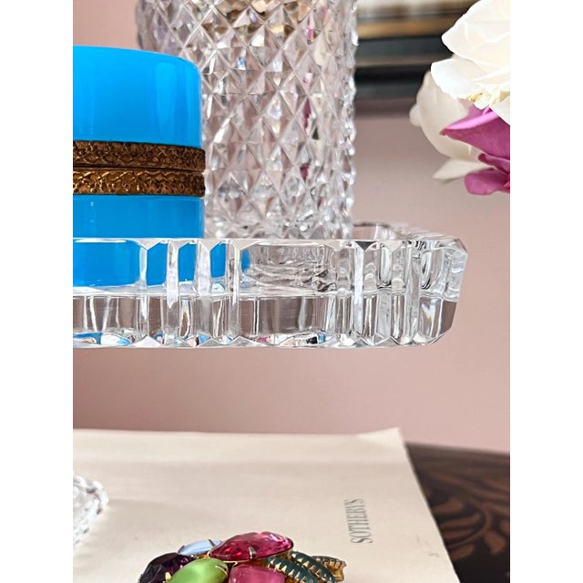 1950s Vintage quilted crystal pedestal dish tazza footed pastry dish For Sale - Image 5 of 6