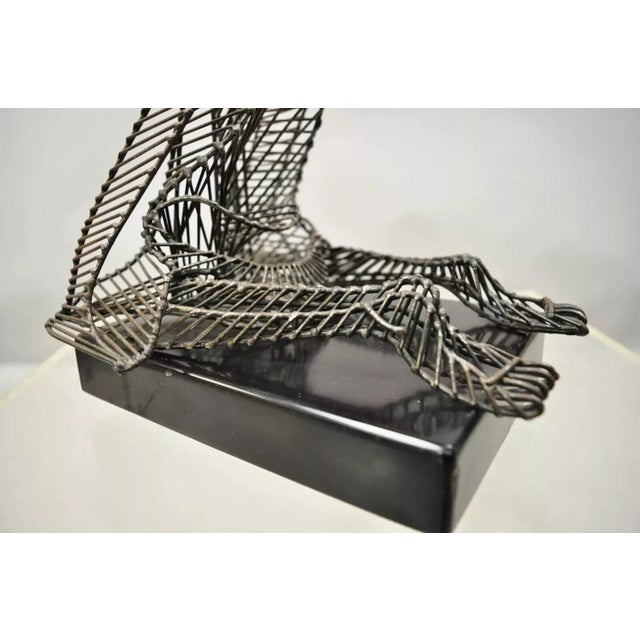Mid 20th Century Tom & Bob Bennett 25" Wire Metal Sculpture of Jesus Man on Knees Pointing Up For Sale - Image 5 of 11