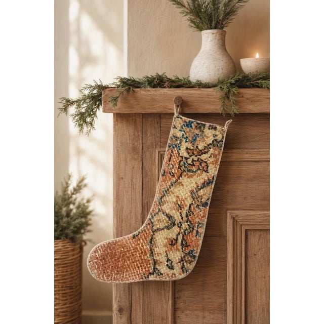 Terracotta Toe Vintage Kilim Christmas Stocking, Cream Floral Vine Wool, 11.8 X 17.7 in – One of a Kind Turkish Decor For Sale - Image 4 of 7