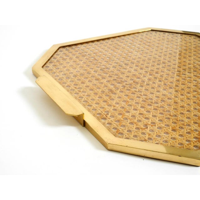 Octagonal Acrylic Glass, Wicker and Brass Serving Tray in the style of Christian Dior, Italy, 1970s For Sale - Image 6 of 18