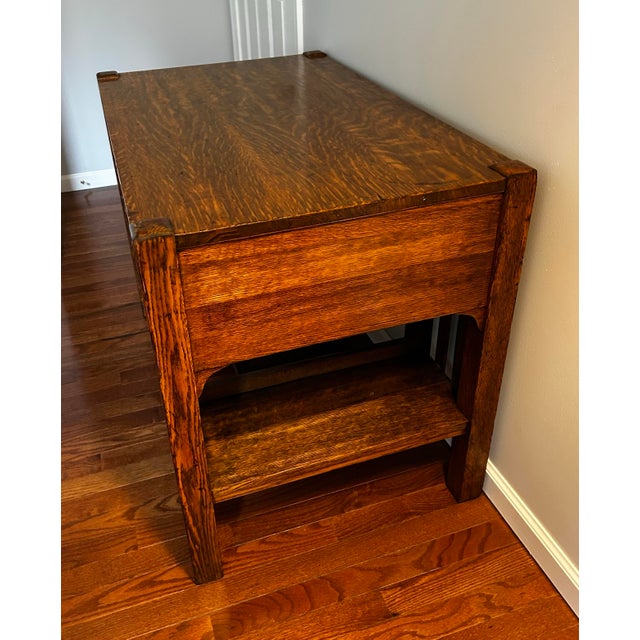 Antique Mission Style Five Drawer Oak Writing Desk by Bourn & Hadley Co. For Sale In Philadelphia - Image 6 of 12