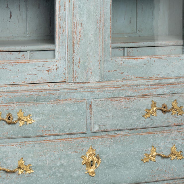 Early 19th Century Swedish Blue Painted Pine Display Cabinet For Sale - Image 10 of 18