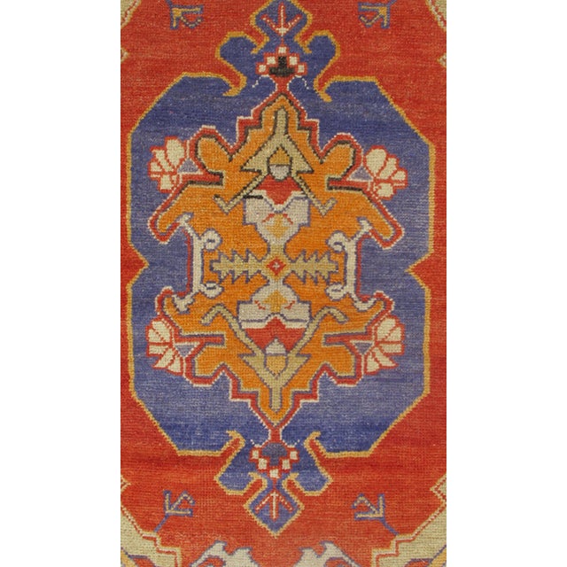 Early 20th Century Vintage Turkish Oushak Rug With Bold Red, Indigo Blue, Saffron Gold and Ivory 3'0"x5'8" For Sale - Image 5 of 5