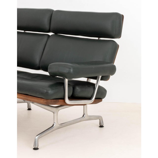 Eames for Herman Miller Two-Seat Sofa For Sale In New York - Image 6 of 9
