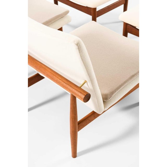 Japan Model FD-137 Easy Chairs by Finn Juhl, 1950s, Set of 4 For Sale - Image 6 of 8