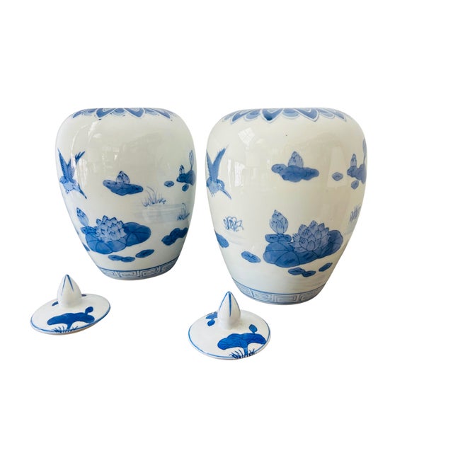 Chinoiserie Pair of Vintage Chinese Blue & White Porcelain Ginger Jars With Lids | Chinoiserie Lotus & Bird Motif | Hand-Painted Cobalt Decor For Sale - Image 3 of 9