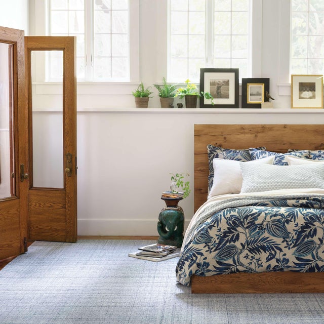 Contemporary Dash & Albert by Annie Selke Harris Blue/Ivory Micro Hooked Wool Rug, 7' 6" x 9' 6" For Sale - Image 3 of 6