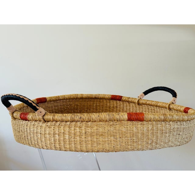 1990s 20th Century Oversized West African Bolga Basket For Sale - Image 5 of 13