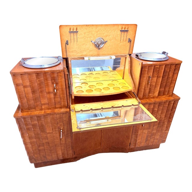 1930’s Art Deco Fluted Burr Walnut Cocktail Bar Server For Sale