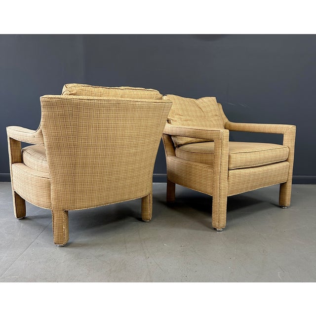 Drexel 1980s Pair of Drexel Parson Style Chairs With Curvaceous Backs Mid Century For Sale - Image 4 of 12