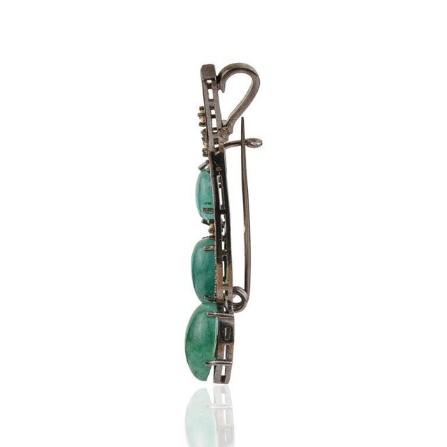 Vintage Inspired Floral Leaf Brooch Pendant With Emeralds & Diamonds For Sale - Image 6 of 13