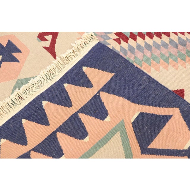 Late 20th Century Vintage Persian Shiraz Kilim Rug - 03'10 X 05'10 For Sale - Image 5 of 9