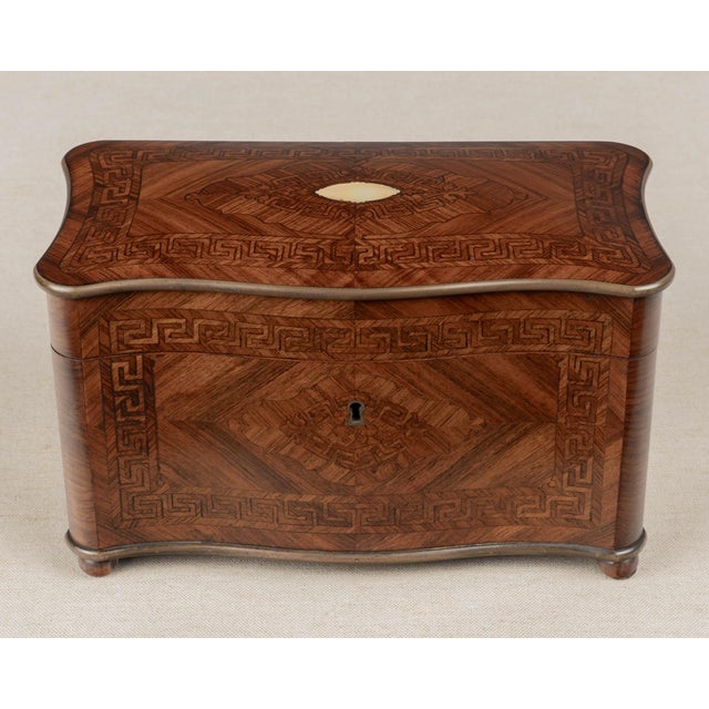 French French Napoleon III Marquetry Inlaid Serpentine Form Tea Caddy Circa 1880 For Sale - Image 3 of 13