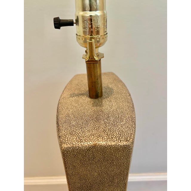 2014 Currey and Company Contemporary Faux Shagreen and Brass Table Lamp For Sale In New Orleans - Image 6 of 10