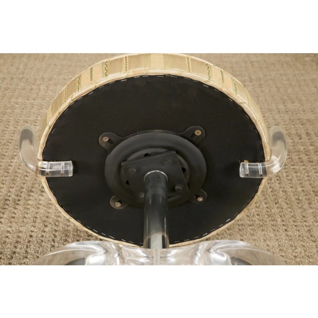 Charles Hollis Jones Lucite and Chromed Steel Vanity Swivel Stool, C 1970s For Sale - Image 13 of 14